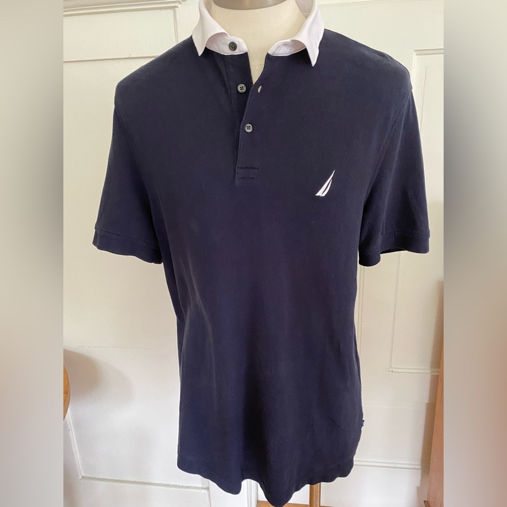 Nautica Navy Blue and White Polo Shirt Classic Design. Size L